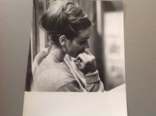 GENEVIÈVE GRAD   - Photo de presse originale 18x24cm