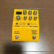 Effet guitare pédale de distorsion BOSS OD-200 Hybrid Drive Overdrive