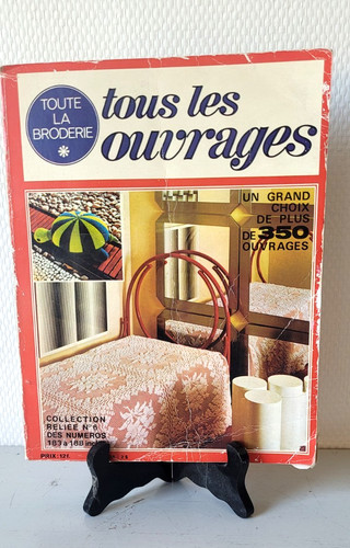 Livre ancien toute - la, broderie