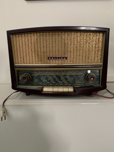 Poste radio marque - poste, de
