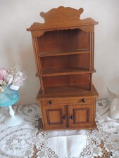 petit buffet de poupée ancien en bois
