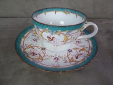 BELLE GRANDE TASSE en porcelaine de SARREGUEMINES, Minton.