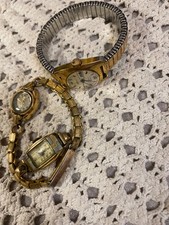 Lot de 3 montres  dame pour