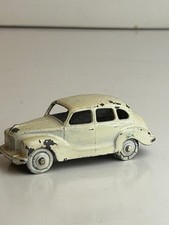 Dinky No. 152 Austin Devon