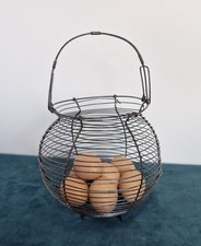 Panier ancien en fil de fer