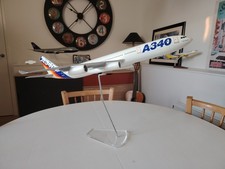 AIRBUS  A340  Maquette