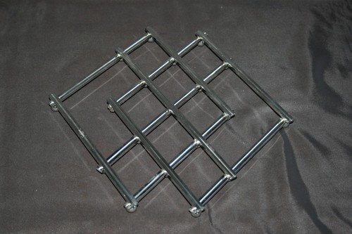 Dessous plat articulé en - de,