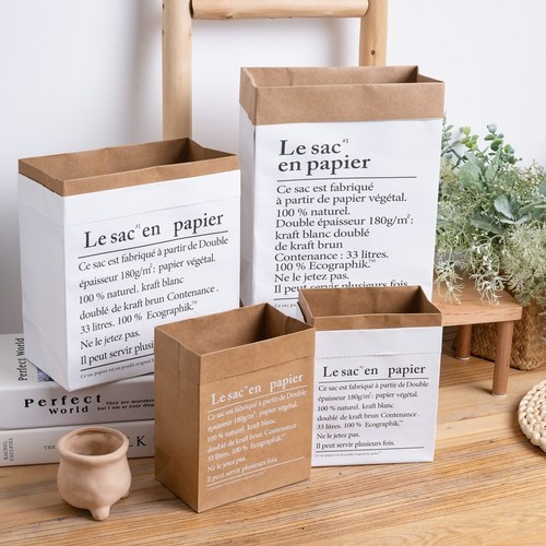 Sac cadeau papier enduit