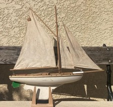 Borda. Voilier de bassin. Années 60. Idem Tirot, Nova, Vogu'enmer, StarYacht