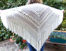 CHALE CROCHET  MAIN SYLVETTE