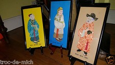 3 X cadres déco Chinoise Personnages tissus vers 1950. Vintage. Asiatique. Rétro