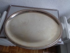 ANCIEN PLAT OVALE EN METAL