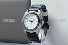[NEAR MINT w/ Box Paper]