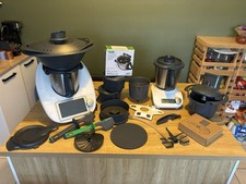 Vorwerk Thermomix TM6 Neuf avec tout les ustensiles sur la photo de description