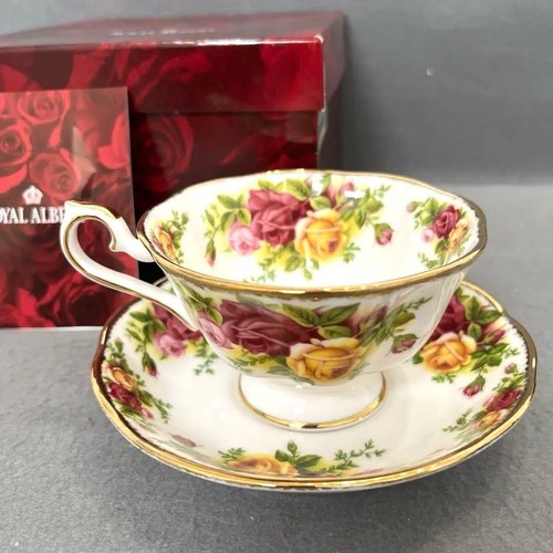 Soucoupe tasse royal albert - tasse,