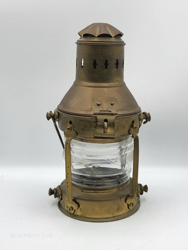 Lanterne marine ancienne