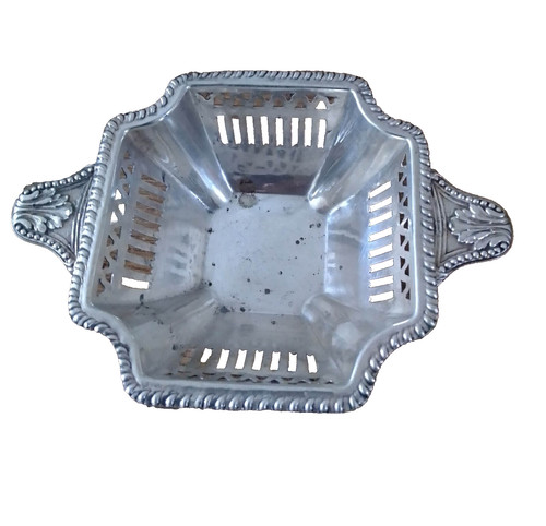 Mignonne petite corbeille - petite, en