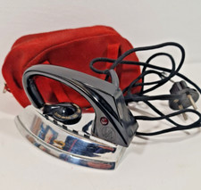 ANCIEN PETIT FER A REPASSER DE VOYAGE DE LA MARQUE ZOELLER