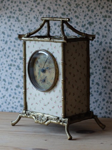 Pendule voyage ou - de,