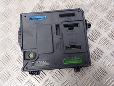 Boitier BCM - RENAULT SCENIC III (3) 1.9L DCI 130CV - Référence : 284B13640R