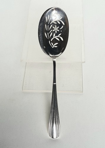 Cuillère mignardise à - à,