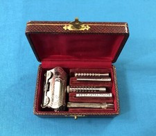 ancien rasoir vintage lather catcher dans coffret LUXE + lames Vitry Frères?