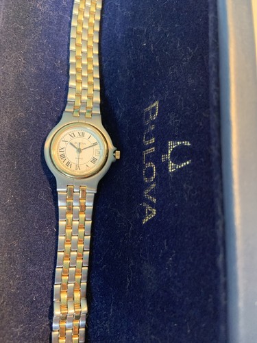 Montre quartz bulova - montre,