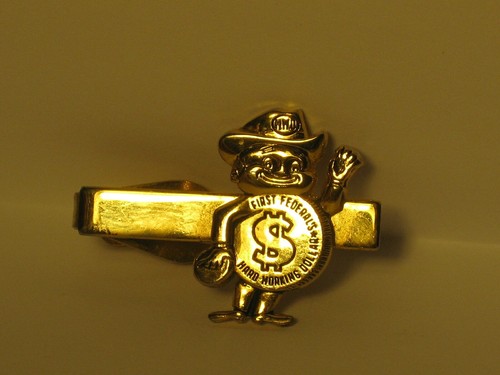 Vintage tie clip - kinney, d