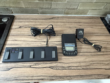 Zoom 9000 + zoom FC01 remote foot controller / guitar effects , fonctionnels .