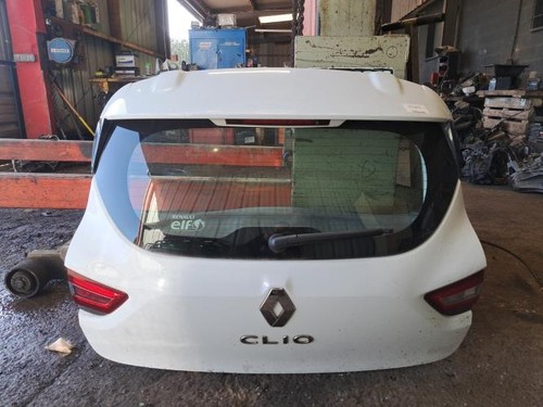 Malle hayon arriere renault - malle/hayon,
