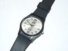 ancienne montre Q&Q water resist 10 bar / testé ok / pile neuve / 3,3cm