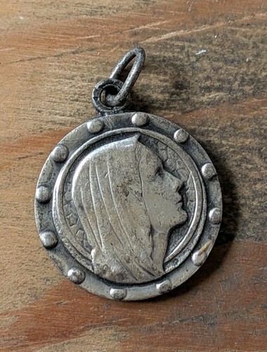 Médaille religieuse ancienne - religieuse,
