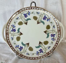 PLAT A GATEAUX  EN PORCELAINE