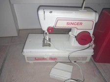 jouet machine à coudre SINGER des années 70 80 enfant ancien vintage