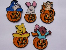5 pin's PERSONNAGE DISNEY HALLOWEEN WINNIE L OURSON ET SES AMIS NEUF
