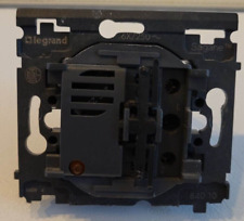 SAGANE LEGRAND 84010  Interrupteur Va et Vient témoin led  lumineux sans neutre