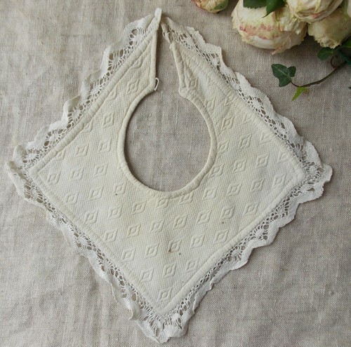 Ancien petit bavoir - ancien,