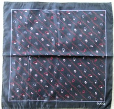 -GUCCI Foulard  soie TBEG
