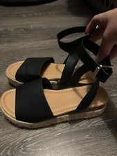 Sandals With Adjustable Ankle