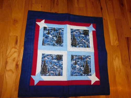 Winter village small quilt - small,