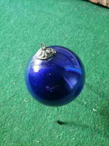Ancienne boule noel en - de,