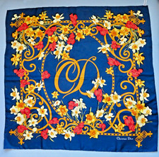 Superbe CARRE Christian Dior 