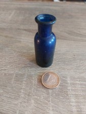  ancienne bouteille verre bleu
