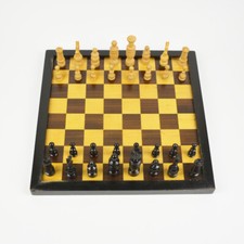 Échiquier Avec Pièces - Ancien Jeu D'Échecs - Bois - Vintage - Moulin