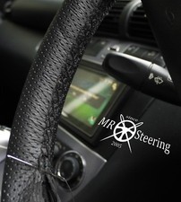 Couvre Volant En Cuir Perforé