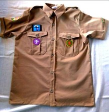 Chemise uniforme scoute catholique de Madagascar 