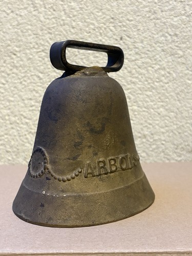 Ancienne cloche vache arbois - a,