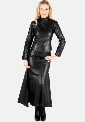 Robe noire slim fit - noire, Élégante