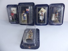 DELPRADO 5 FIGURINES SOLDATS DE PLOMB DIVERS (5)