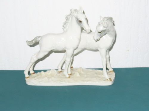 Figurine porcelaine - figurine, en